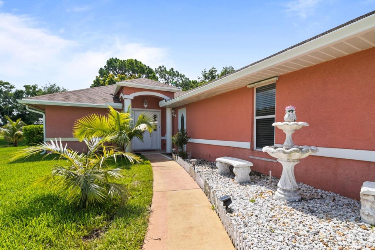 Carols Palm Hotel Port St. Lucie Exterior photo